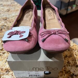 BRAND ME TOO WOMENS SHOE SIZE 8  NEW WITH BOX